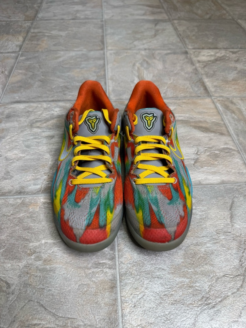 Kobe 8 Protro Venice Beach GS Boys Shoe Size 5.5Y Multicolor HF7319-001 Preowned
